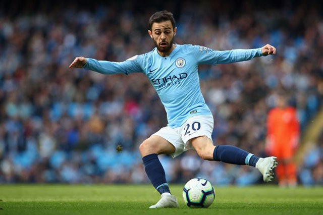 Bernardo Silva: 'Tôi sẽ không tiết lộ ai đã ném chai nước vào Mourinho'