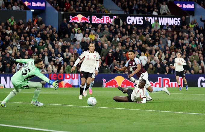 Liverpool đang mục ruỗng từ bên trong