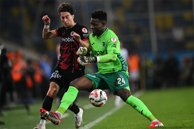 MU thông báo Onana không còn tương lai ở Old Trafford