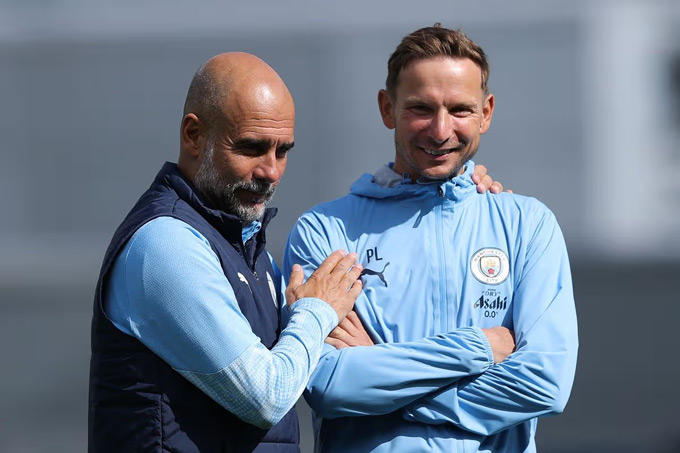 Cuộc tháo chạy đang diễn ra tại Man City