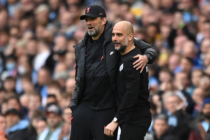 9 tấm ảnh ghi lại thập kỷ kinh điển của Pep Guardiola tại Man City