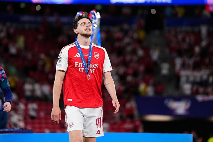 Arsenal đau đớn nhưng mở ra kỷ nguyên mới