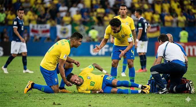 Neymar cố tình 'lừa' HLV Ancelotti để dự World Cup?