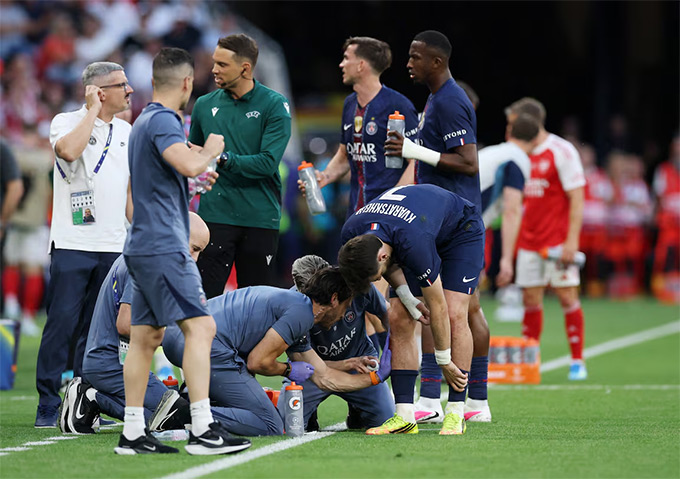 Những tranh cãi của trận chung kết Champions League