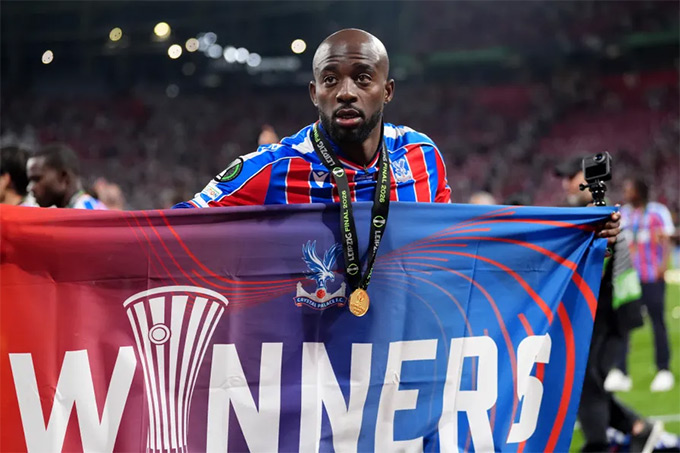 MU nhắm nhà vô địch Conference League thay Zirkzee