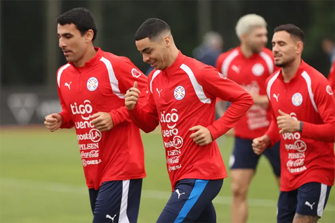 Paraguay chốt danh sách dự World Cup với dàn 'lính lê dương'