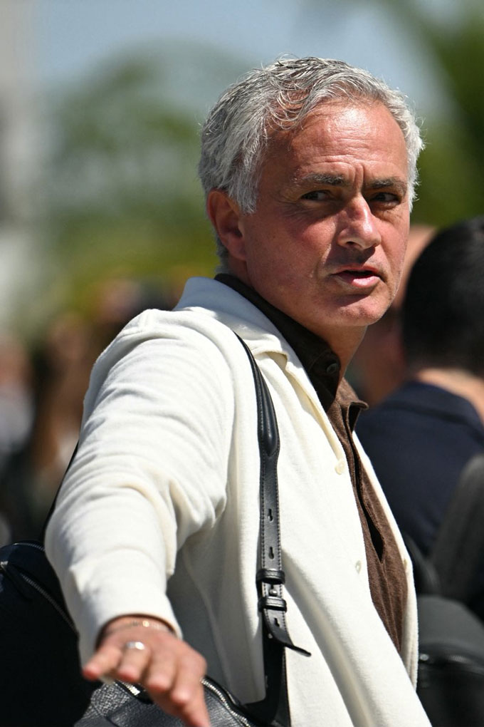 Khi nào Jose Mourinho sẽ được công bố là HLV mới của Real Madrid?