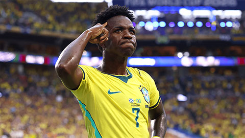 Vinicius Junior: Từ “con dê tế thần” đến siêu sao số 1 của Brazil