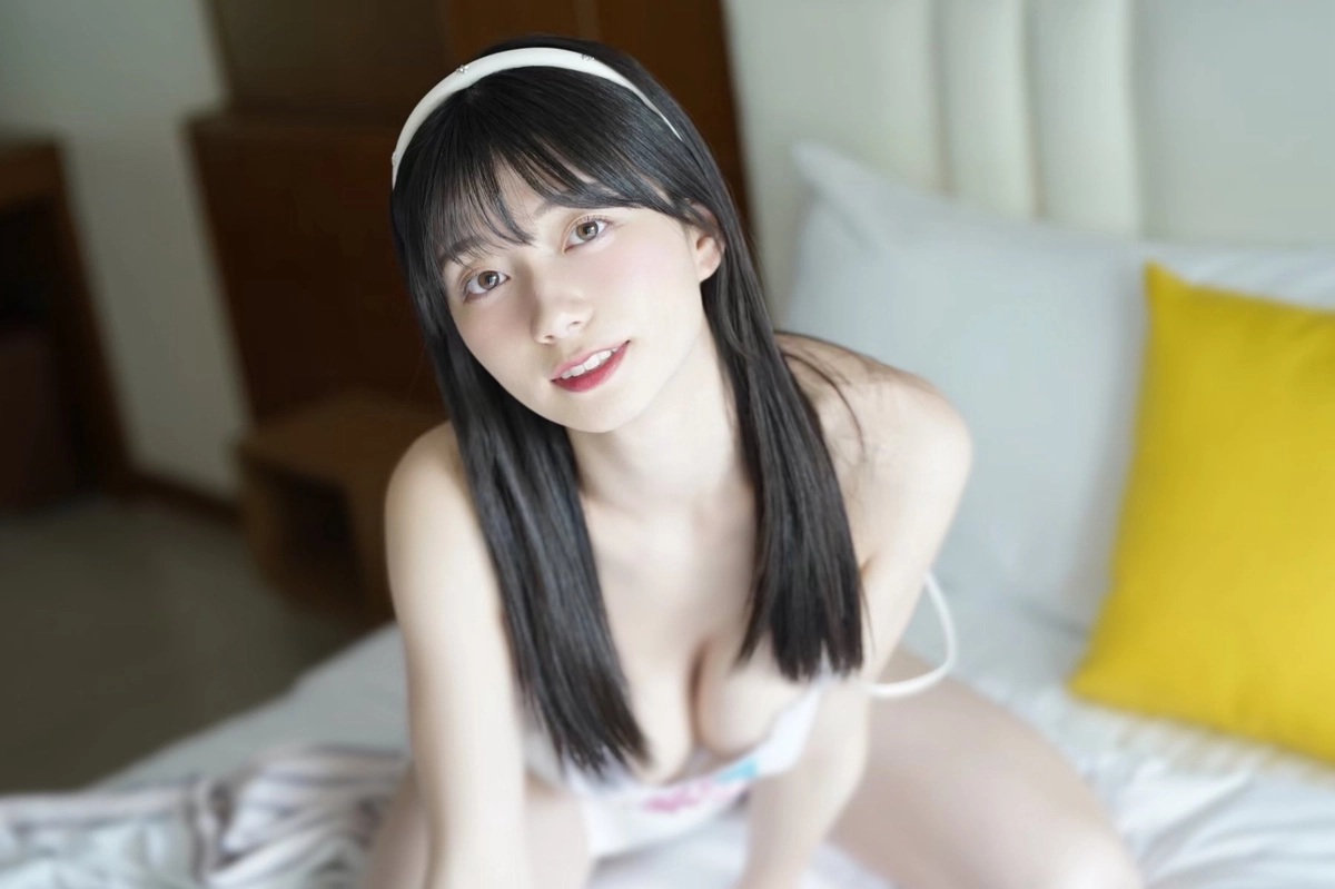 Ngắm Seto Kanna bikini sexy đẹp cuốn hút mọi ánh nhìn