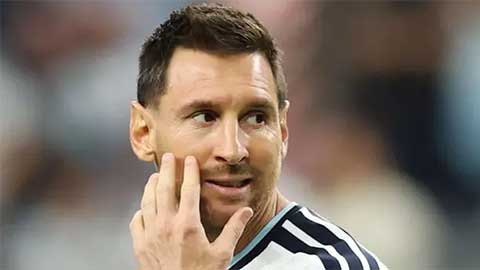 Vì sao Messi không bao giờ bị tước quyền đá penalty?