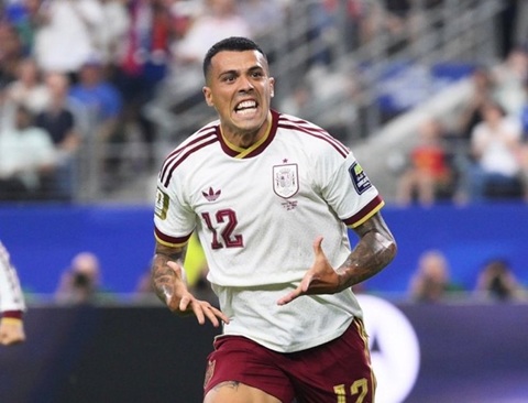 Kỳ World Cup điên rồ của Pedro Porro