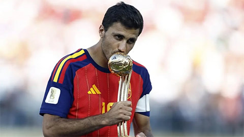 Rodri, MVP World Cup và kỷ lục của một tiền vệ đến từ hành tinh khác