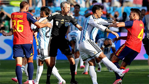 FIFA mở điều tra vụ ẩu đả sau chung kết World Cup