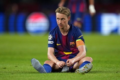 Chấn thương của De Jong mở ra ‘món quà’ bất ngờ cho Barca