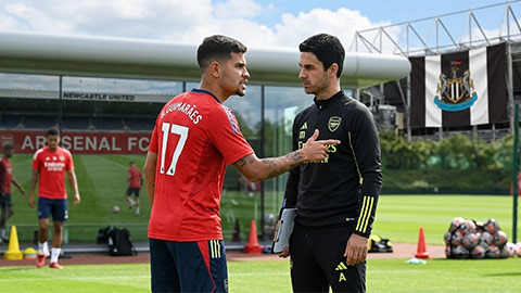 Guimaraes gây sức ép rời Newcastle để gia nhập Arsenal