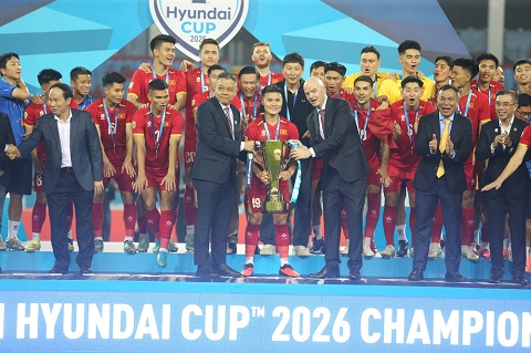 Báo chí quốc tế: 'Vua chung kết' Việt Nam đã san bằng kỷ lục của Singapore