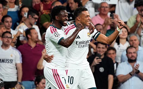 Một đêm trái ngược của anh em nhà Mbappe