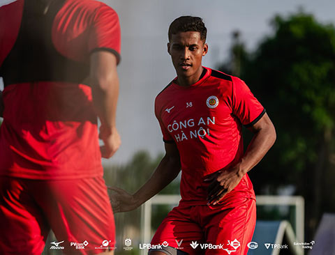 Thêm một Việt kiều chất lượng có thể cùng ĐT Việt Nam dự FIFA ASEAN Cup