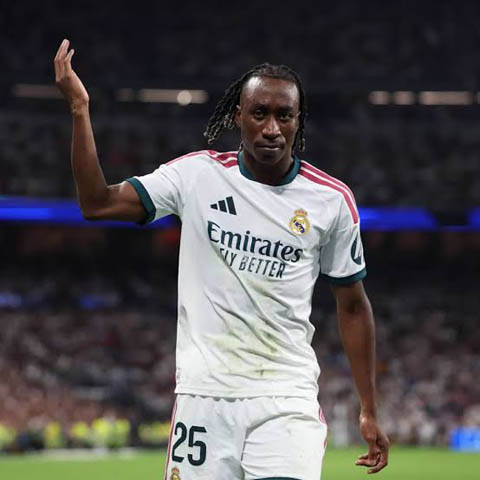86% CĐV Real Madrid muốn Diomande đá chính thay Vinicius