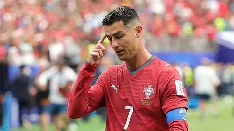 Ronaldo bị tố đạo đức giả
