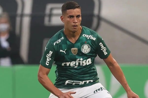 SAO TRẺ BRAZIL LÁI XE ĐÂM CHẾT NGƯỜI BỊ PALMEIRAS ĐUỔI VIỆC