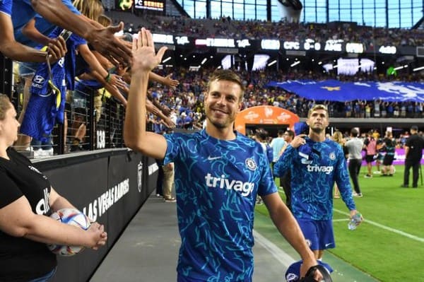 VÌ SAO AZPILICUETA TỪ CHỐI GIA NHẬP BARCELONA?