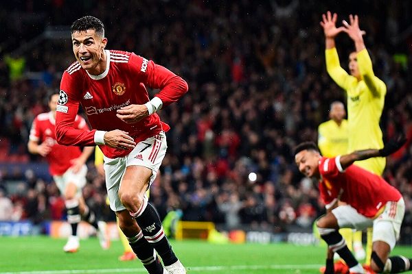 RONALDO XUẤT THẦN, MAN UTD NGƯỢC DÒNG CẢM XÚC TRƯỚC VILLARREAL