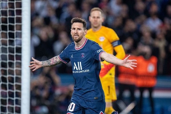 SẮM VAI NGƯỜI HÙNG, MESSI GIÚP PSG ĐÁNH BẠI LEIPZIG