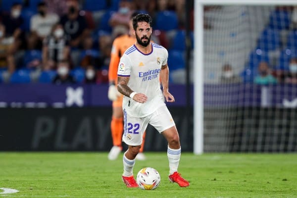 ISCO TRÊN ĐƯỜNG GIA NHẬP AC MILAN