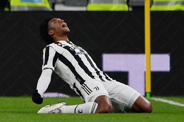 TẬN DỤNG TỐT LỢI THẾ HƠN NGƯỜI, JUVENTUS THẮNG NHỌC FIORENTINA