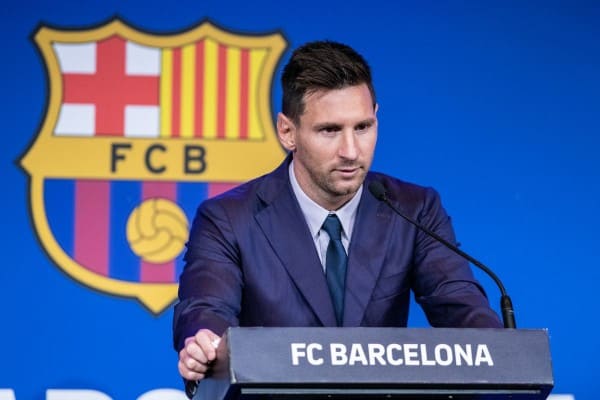 MESSI BỊ CHÊ QUÁ GIÀ ĐỂ TIẾP TỤC Ở LẠI BARCA