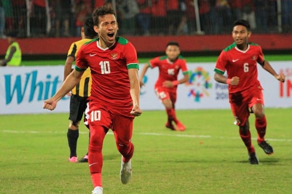 'MESSI INDONESIA' LỠ HẸN TRẬN GẶP ĐT VIỆT NAM