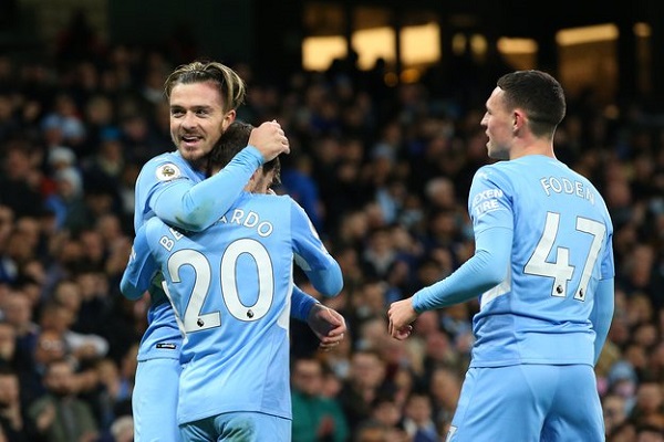 THI ĐẤU THĂNG HOA, MAN CITY HỦY DIỆT LEEDS UTD