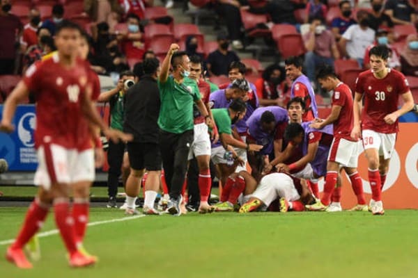 INDONESIA 4-2 SINGAPORE: RƯỢT ĐUỔI TỶ SỐ HẤP DẪN