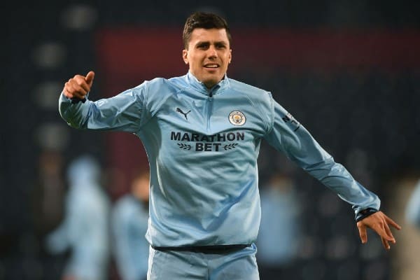 RODRI ĐANG BAY CAO CÙNG MAN CITY