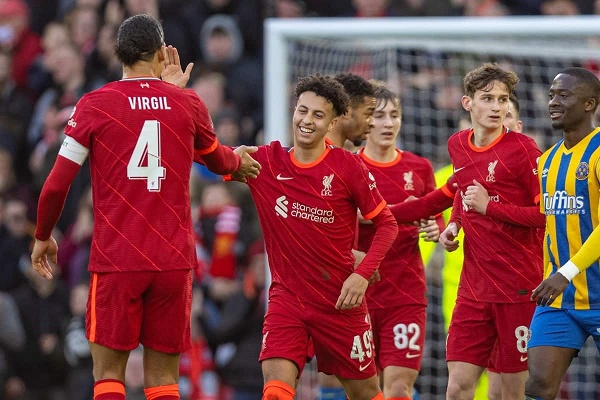 VƯỢT TRỘI SỨC MẠNH, LIVERPOOL THẮNG TƯNG BỪNG SHREWSBURY Ở VÒNG 3 CÚP FA