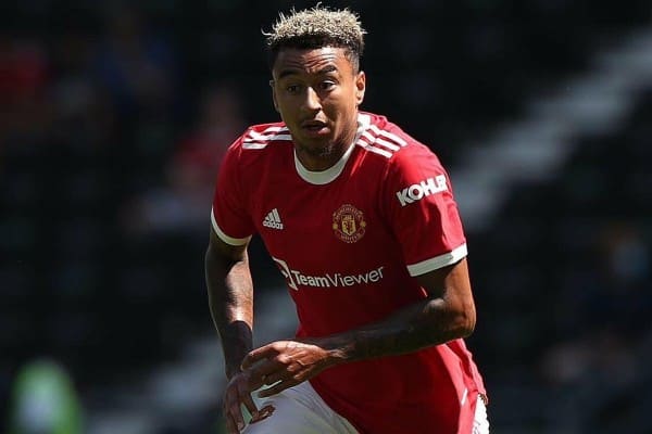 M.U CHỈ ĐỒNG Ý BÁN ĐỨT LINGARD CHO NEWCASTLE