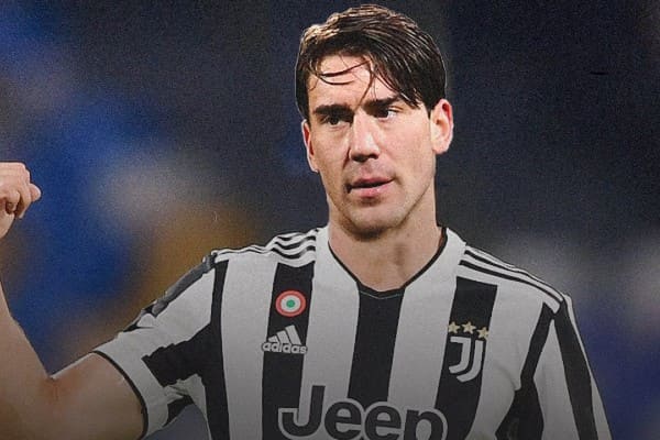 JUVENTUS HOÀN TẤT THƯƠNG VỤ MUA VLAHOVIC