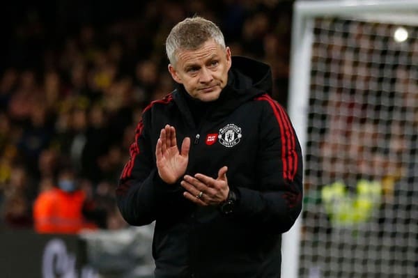 MU MẤT 10 TRIỆU BẢNG BỒI THƯỜNG KHI SA THẢI HLV SOLSKJAER