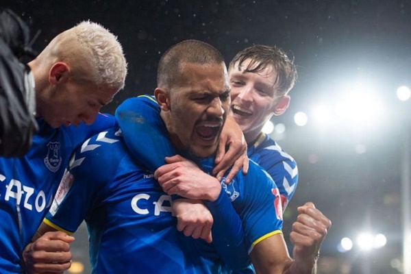 RONDON LẬP CÚ ĐÚP, EVERTON NHẸ VÀO TỨ KẾT FA CUP