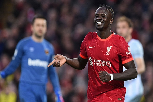 MANE TỎA SÁNG, LIVERPOOL QUYẾT TÂM BÁM ĐUỔI MAN CITY