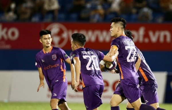 B.BÌNH DƯƠNG 2-2 HẢI PHÒNG: KHÁCH CHIA ĐIỂM ĐÁNG TIẾC